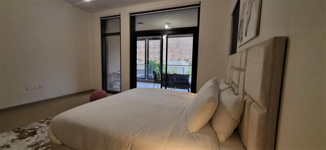 One 2Bhk Elegant Apartment In Muscat Bay 03 Екстериор снимка