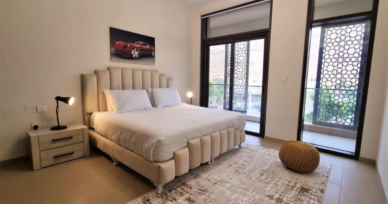 One 2Bhk Elegant Apartment In Muscat Bay 03 Екстериор снимка