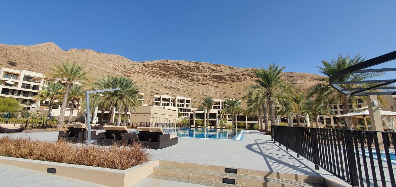 One 2Bhk Elegant Apartment In Muscat Bay 03 Екстериор снимка