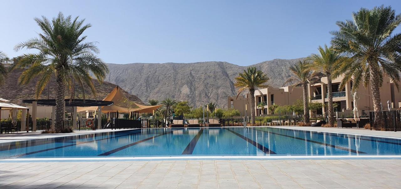 One 2Bhk Elegant Apartment In Muscat Bay 03 Екстериор снимка