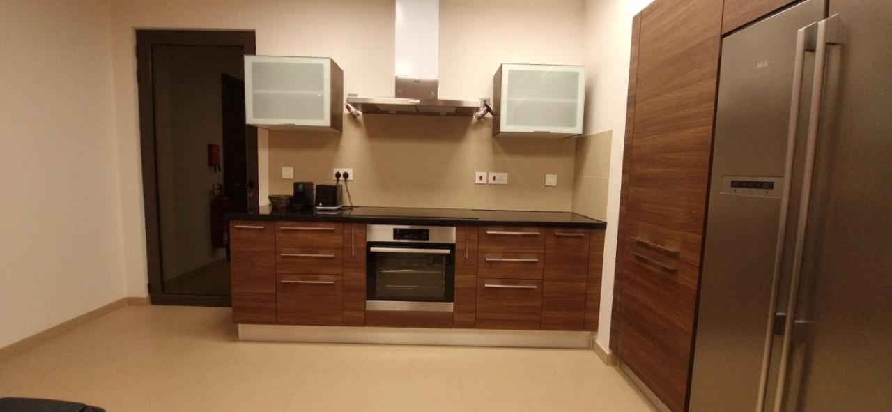 One 2Bhk Elegant Apartment In Muscat Bay 03 Екстериор снимка