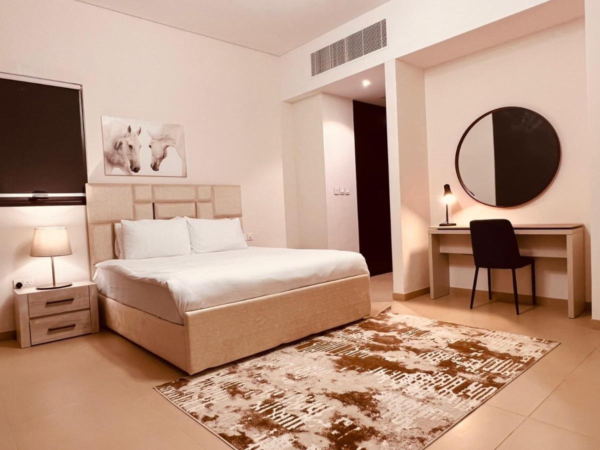 One 2Bhk Elegant Apartment In Muscat Bay 03 Екстериор снимка